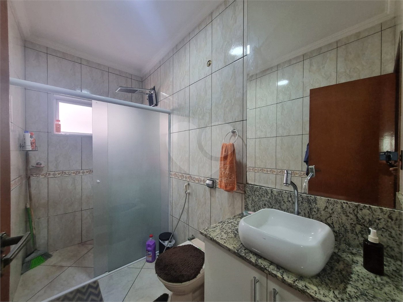 Casa à venda com 4 quartos, sendo 1 suíte, em Jardim São Carlos, Sorocaba, SP