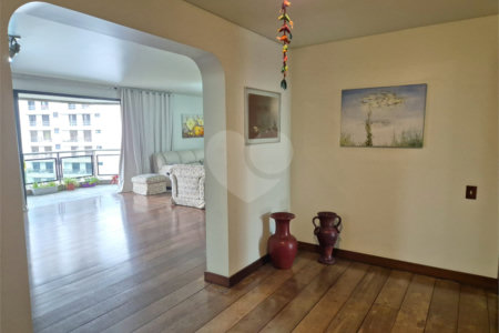 Apartamento à venda ou para alugar com 4 suítes em Alto da Boa Vista, São Paulo, SP