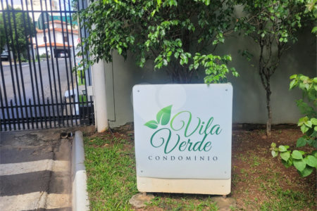 Casa à venda com 3 quartos, sendo 1 suíte, no condomínio Residencial Vila Verde, Sorocaba - SP