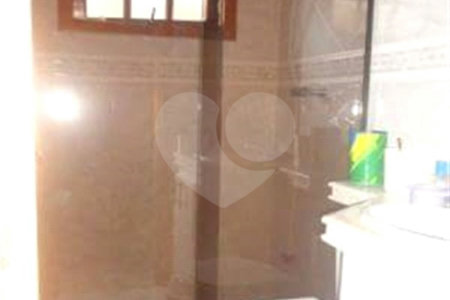 Casa à venda com 3 quartos, sendo 1 suíte,  em Parque Monte Alegre, Taboão da Serra, SP