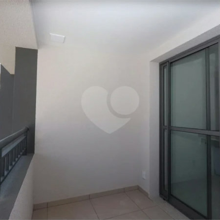Studio à venda na V.Mariana - 30m2 - 350 metros metrô Paraíso