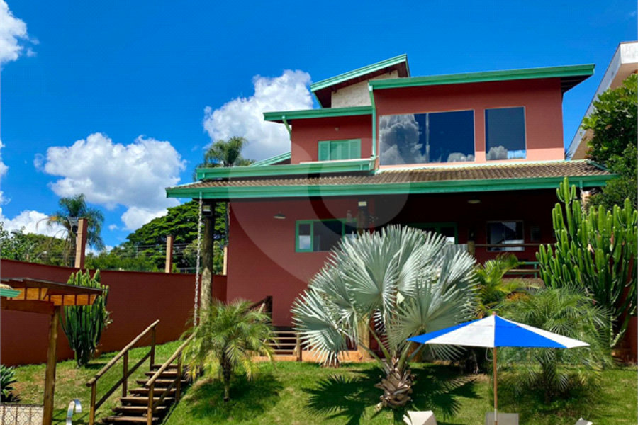 Casa à venda com 3 suítes no condomínio Chacarás Bela Vista, Mairiporã - SP