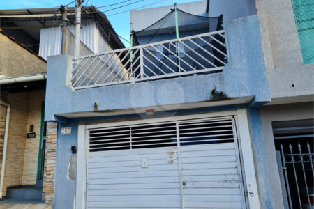 Casa à venda com 3 quartos em Jardim das Esmeraldas, São Paulo, SP