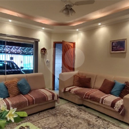 Casa à venda com 2 quartos, sendo 1 suíte, em Jardim São Lourenzo, Sorocaba, SP