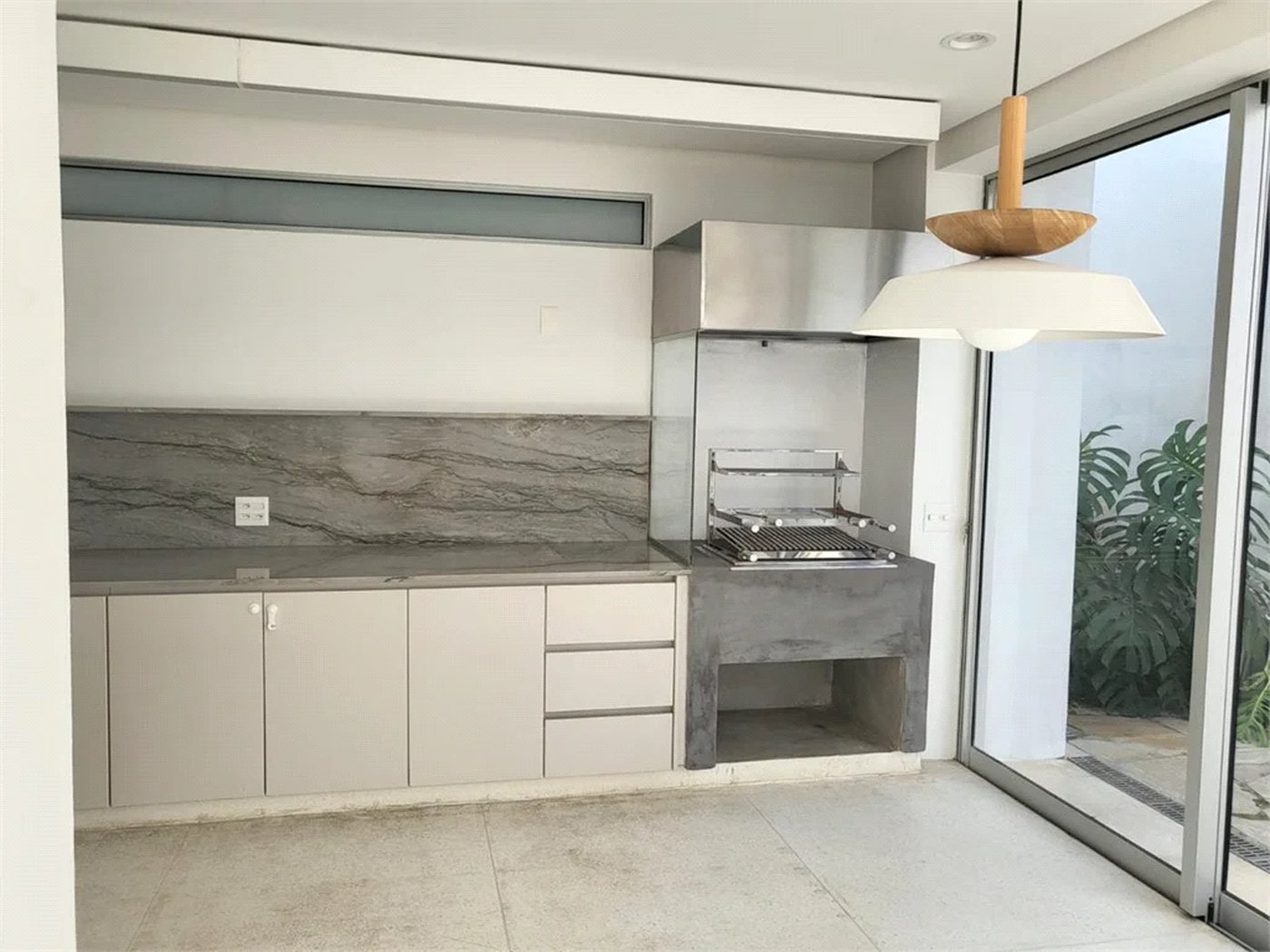 Sobrado à venda ou para alugar com 3 quartos, sendo 1 suíte, em Água Branca, São Paulo, SP