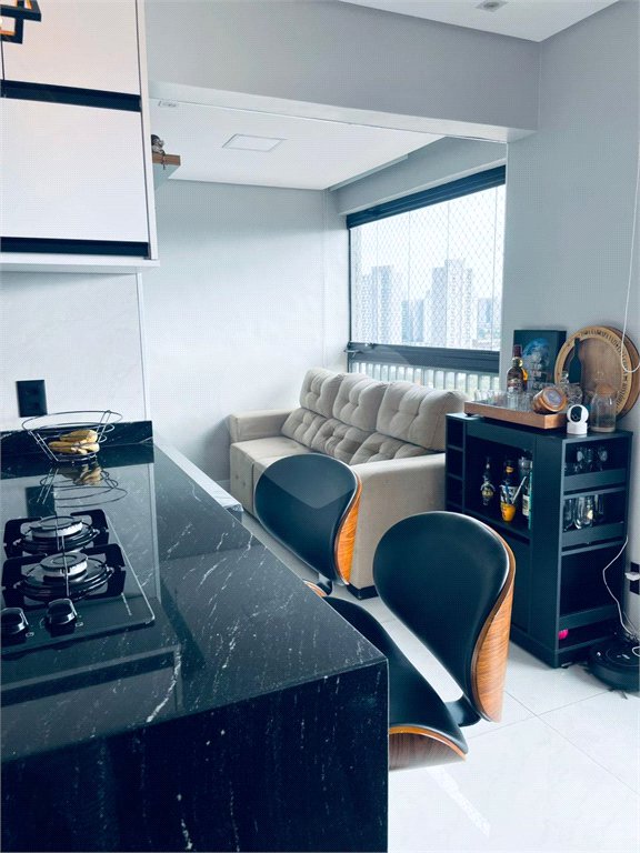 Apartamento à venda com 1 quarto em Jardim D'abril, Osasco, SP