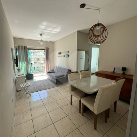 Apartamento à venda com 3 quartos, sendo 1 suíte, no Centro, Cabo Frio, RJ