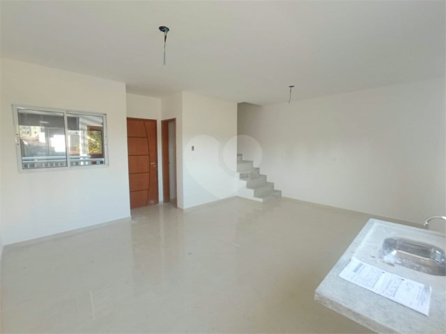 Casa à venda com 2 quartos no condomínio Aragão, São Paulo - SP