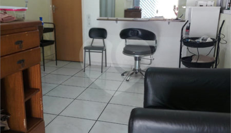 Casa à venda com 4 quartos, sendo 1 suíte,  em Terra da Uva, Louveira, SP