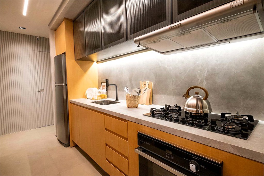Apartamento à venda com 2 quartos, sendo 1 suíte, em Pinheiros, São Paulo, SP