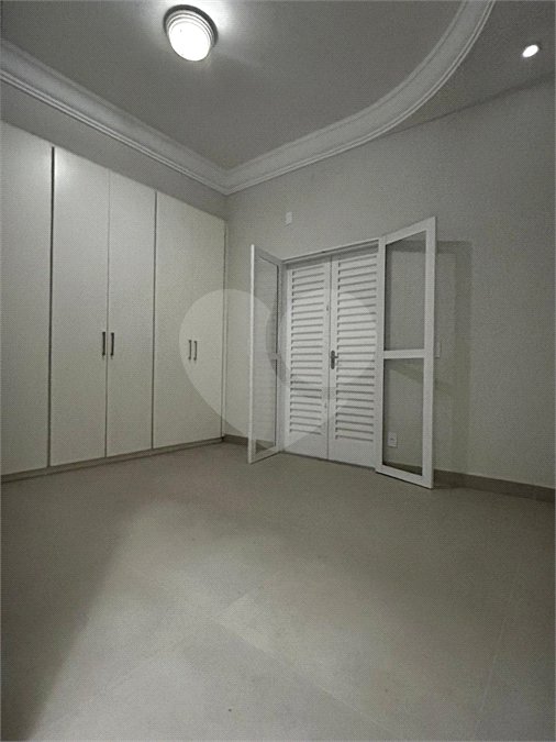 Casa à venda ou para alugar com 5 quartos, sendo 2 suítes, no condomínio Fazenda São Joaquim, Vinhedo - SP