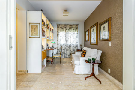 Apartamento à venda com 4 quartos, sendo 3 suítes,  em Real Parque, São Paulo, SP
