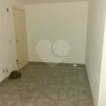 Apartamento com 2 dormitórios