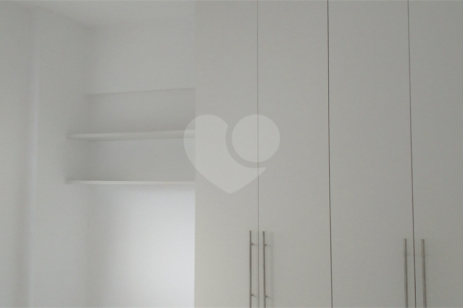 Apartamento à venda com 3 quartos, sendo 1 suíte, em Morumbi, São Paulo, SP