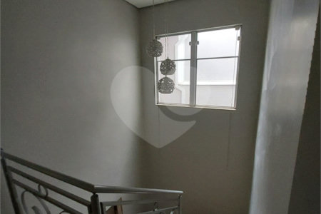 Sobrado à venda com 3 quartos, sendo 1 suíte, em Vila Nova Socorro, Mogi das Cruzes, SP