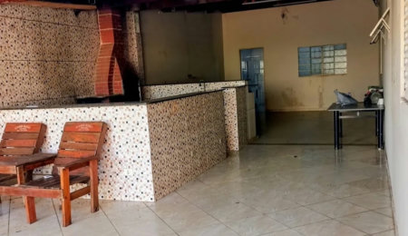 Casa à venda com 2 quartos, sendo 1 suíte, em Jardim Paranapunga, Três Lagoas, MS