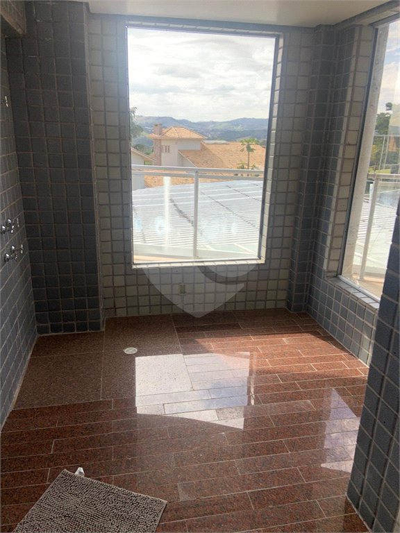 Casa à venda ou para alugar com 7 quartos, sendo 5 suítes,  no condomínio Shambala 3, Atibaia - SP