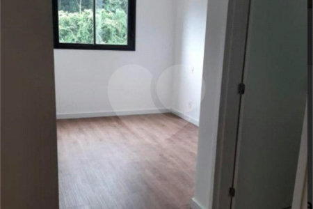 Apartamento à venda ou para alugar com 2 quartos, sendo 1 suíte, em Vila Thais, Atibaia, SP