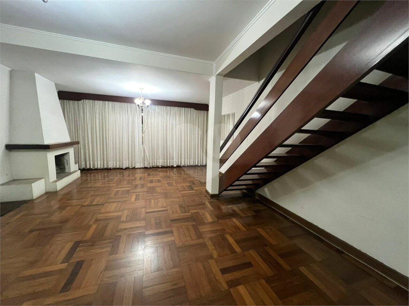 Casa à venda com 4 quartos, sendo 1 suíte, em Vila Mascote, São Paulo, SP
