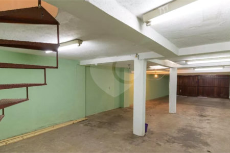 Casa à venda com 4 quartos, sendo 1 suíte, em Vila Tiradentes, São Paulo, SP