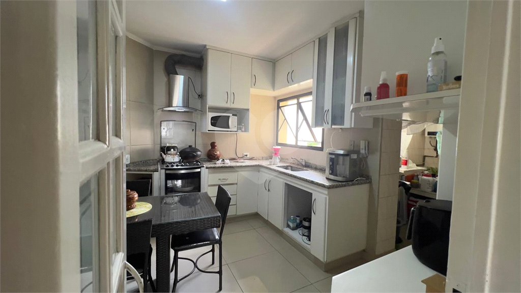 Apartamento à venda com 3 suítes em Cerqueira César, São Paulo, SP