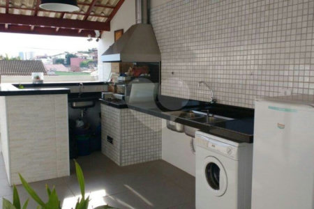 Casa Térrea à venda com 5 quartos, sendo 2 suítes, em Água Fria, São Paulo, SP