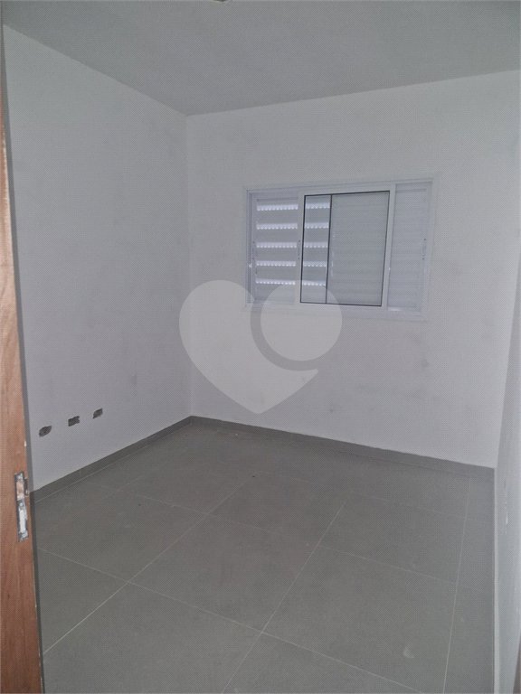 Casa à venda com 3 quartos, sendo 1 suíte,  em Jardim das Flores, Suzano, SP