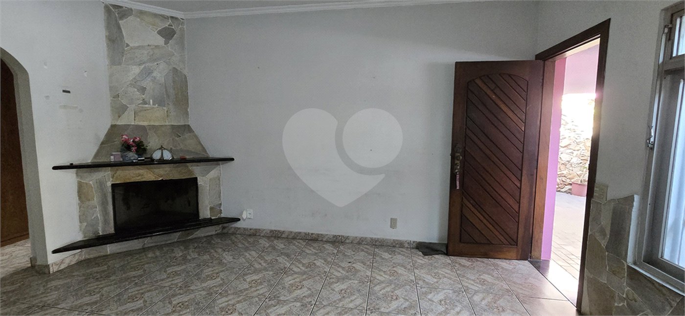 Casa à venda com 3 quartos, sendo 1 suíte, em Lar São Paulo, São Paulo, SP