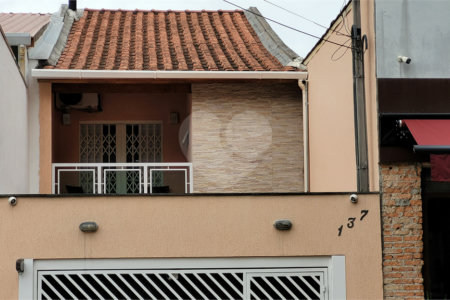 Sobrado à venda com 3 quartos, sendo 1 suíte, em Vila Romana, São Paulo, SP