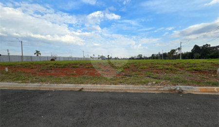 Terreno à venda em Vila La Brunetti, Itapetininga, SP