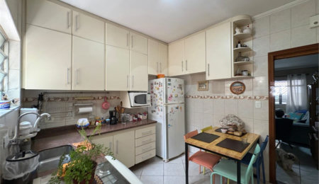 Sobrado à venda com 2 quartos em Ferreira, São Paulo, SP