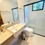 Casa à venda com 6 quartos, sendo 4 suítes,  em Caravelas, Armação dos Búzios, RJ