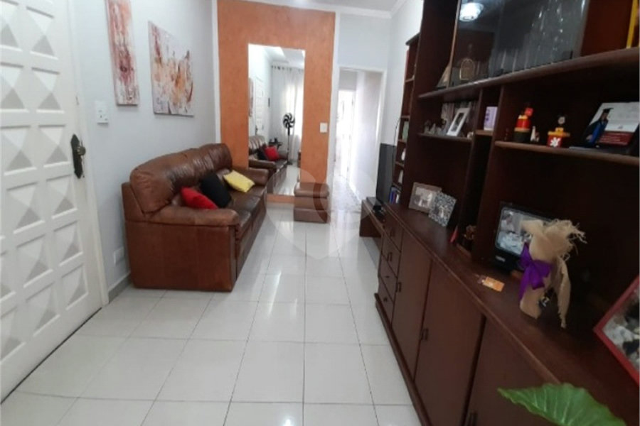 Sobrado à venda com 3 quartos, sendo 1 suíte, em Vila Guilherme, São Paulo, SP
