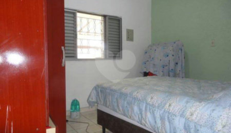 Casa de Vila à venda com 6 quartos em Jardim Peri, São Paulo, SP