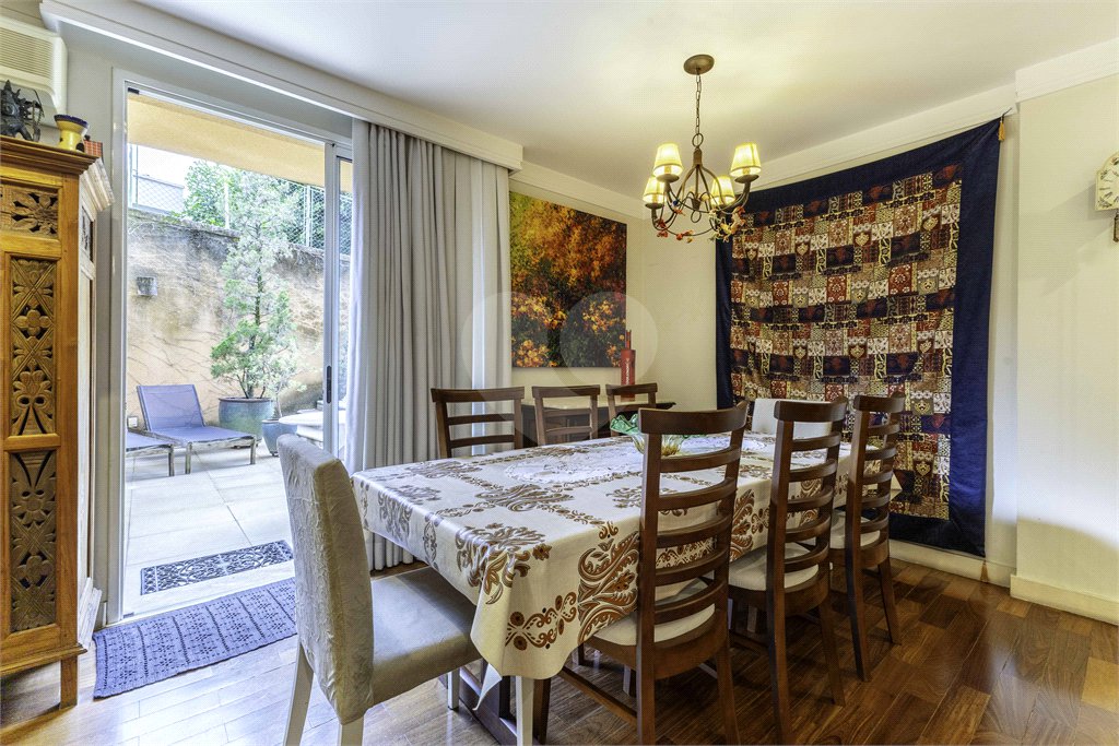 Duplex para alugar com 4 quartos, sendo 3 suítes, em Alto de Pinheiros, São Paulo, SP