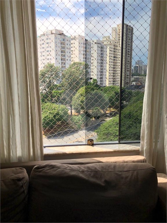 Apartamento à venda com 3 quartos, sendo 1 suíte, em Vila Azevedo, São Paulo, SP