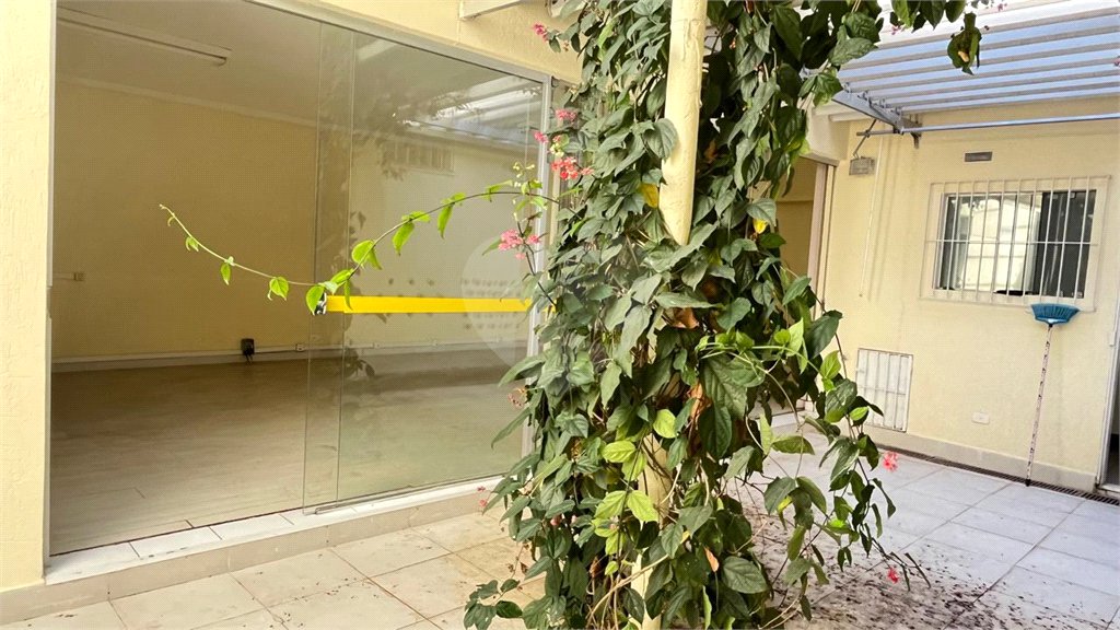 Casa à venda com 3 quartos, sendo 1 suíte, em Brooklin, São Paulo, SP