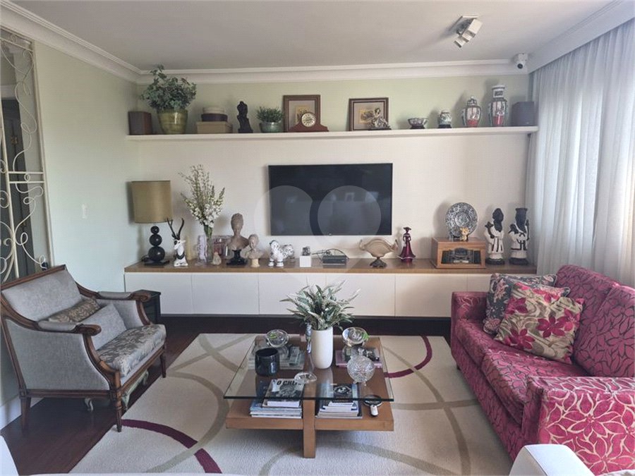 Apartamento à venda com 3 quartos, sendo 1 suíte, em Tremembé, São Paulo, SP