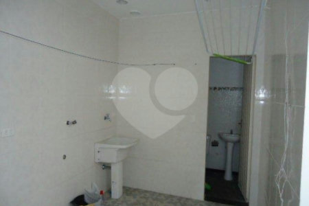 Sobrado à venda com 3 quartos, sendo 1 suíte, em Jardim Aeroporto, São Paulo, SP