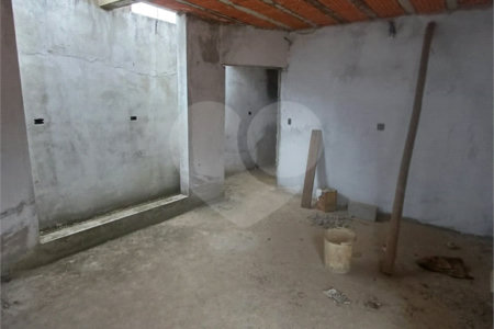 Casa à venda com 2 suítes no condomínio Ricieri, Mogi das Cruzes - SP