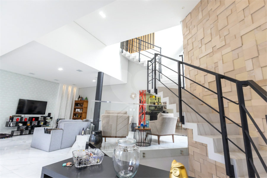 Casa à venda com 4 suítes no condomínio Villa Castanheira, São Paulo - SP
