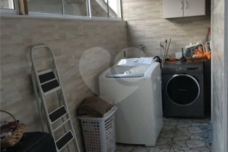 Apartamento à venda com 2 quartos em Chora Menino, São Paulo, SP