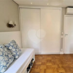 Apartamento à venda com 3 quartos, sendo 1 suíte, em Vila Uberabinha, São Paulo, SP