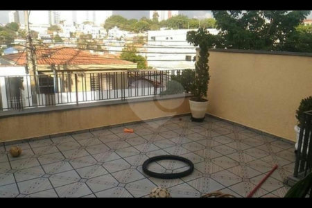 Sobrado à venda com 3 quartos em Jaguaré, São Paulo, SP