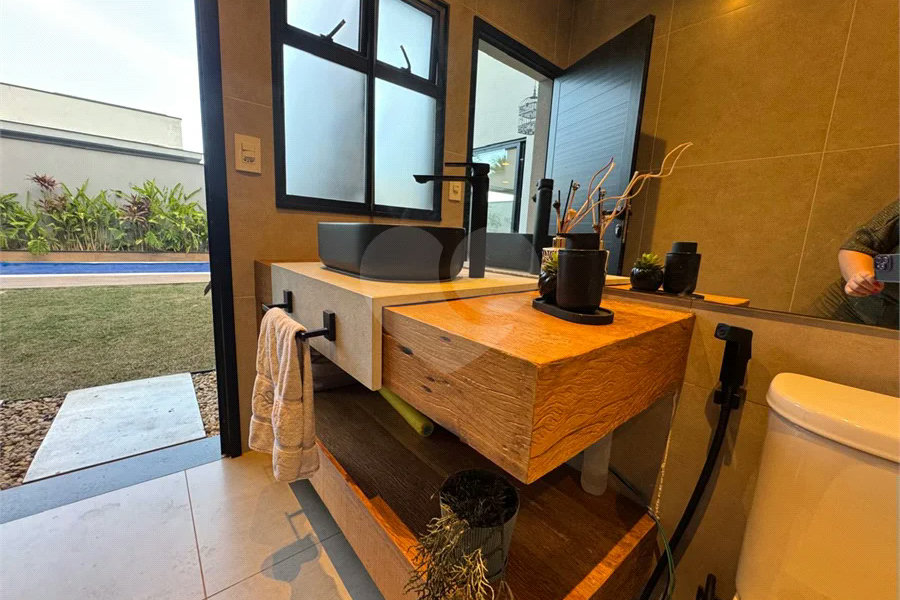 Casa à venda com 3 quartos, sendo 1 suíte,  no condomínio Parque Residencial Damha 2, Piracicaba - SP