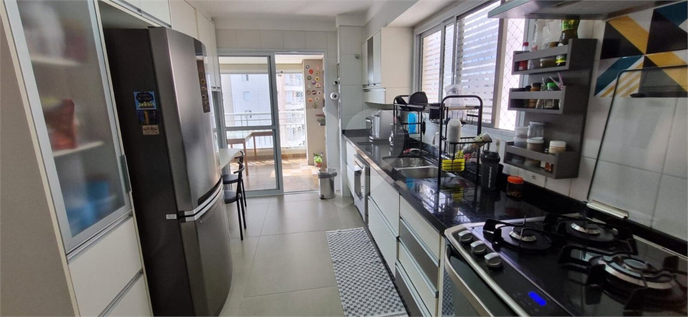 Apartamento à venda com 4 quartos, sendo 2 suítes,  em Jardim Esplanada, São José dos Campos, SP