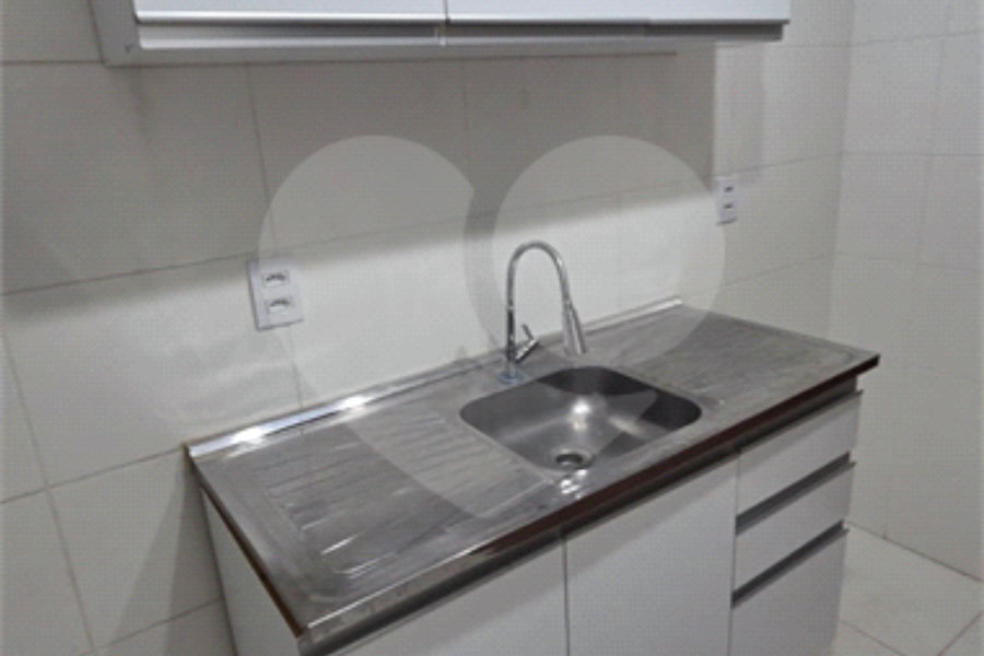 Apartamento à venda com 2 quartos em Vila Zat, São Paulo, SP