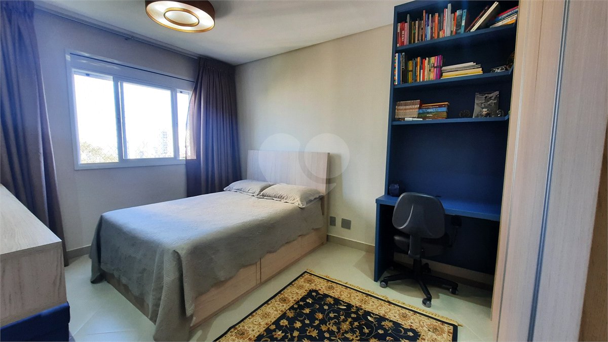 Apartamento à venda com 3 suítes em Jardim Marajoara, São Paulo, SP