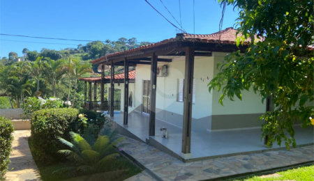 Chácara à venda com 4 suítes no Centro, Bom Jesus dos Perdões, SP