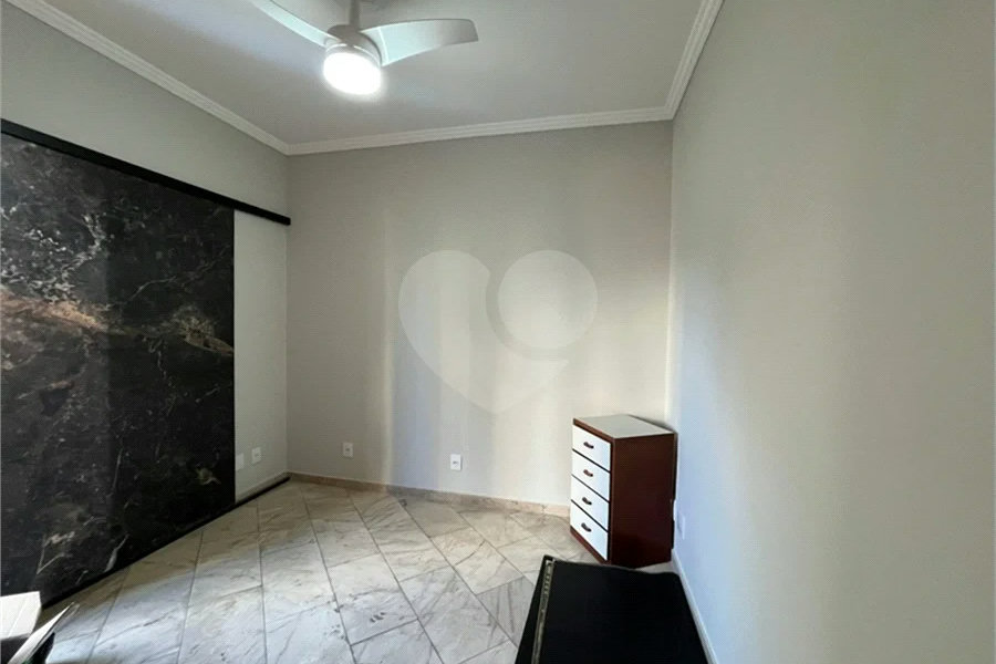 Apartamento Garden com 195 m² de Área Útil, 3 Dormitórios e 2 Vagas